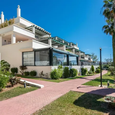 Locrimar, Family With Amazing Location Apartment Marbella