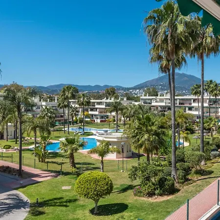 Locrimar, Family With Amazing Location Apartment Marbella